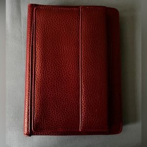 Burgundy Faux Leather Zippered Day Planner Organizer Notebook Solar Calculator